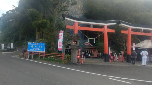 諏訪神社参拝
